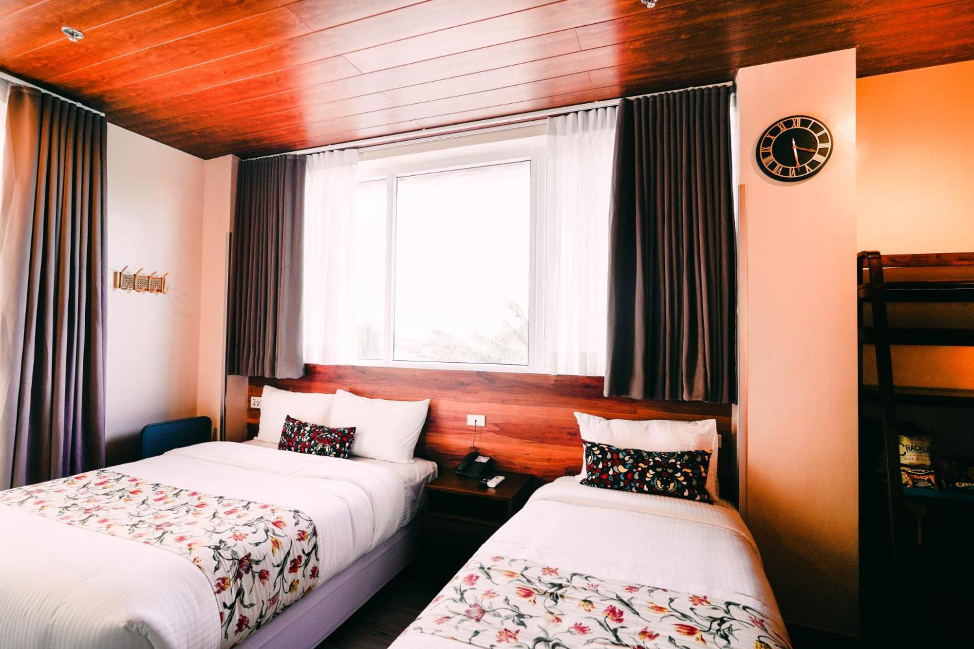 Hotel Kimberly Tagaytay Tagaytay City Bagian luar foto
