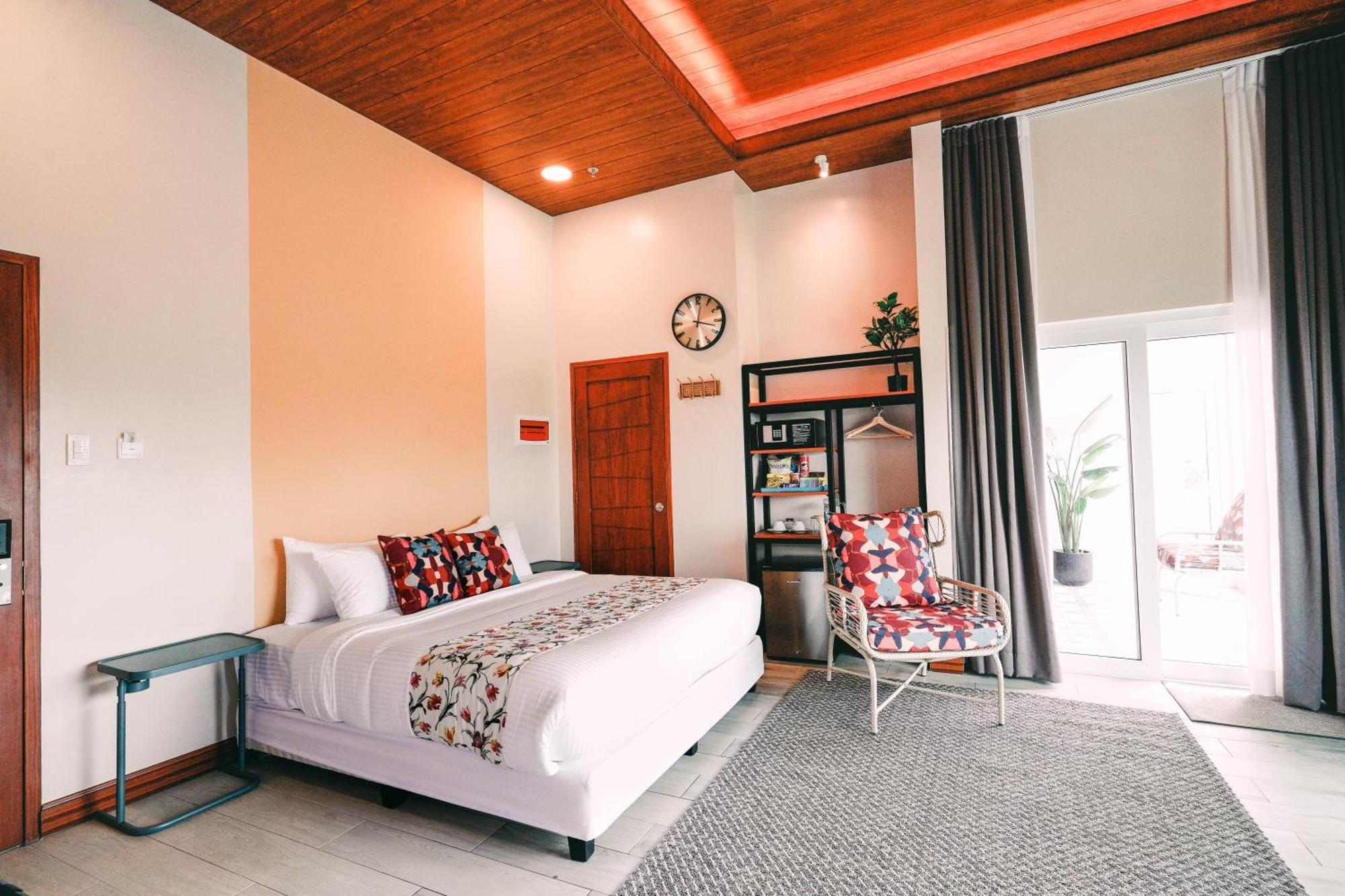 Hotel Kimberly Tagaytay Tagaytay City Bagian luar foto