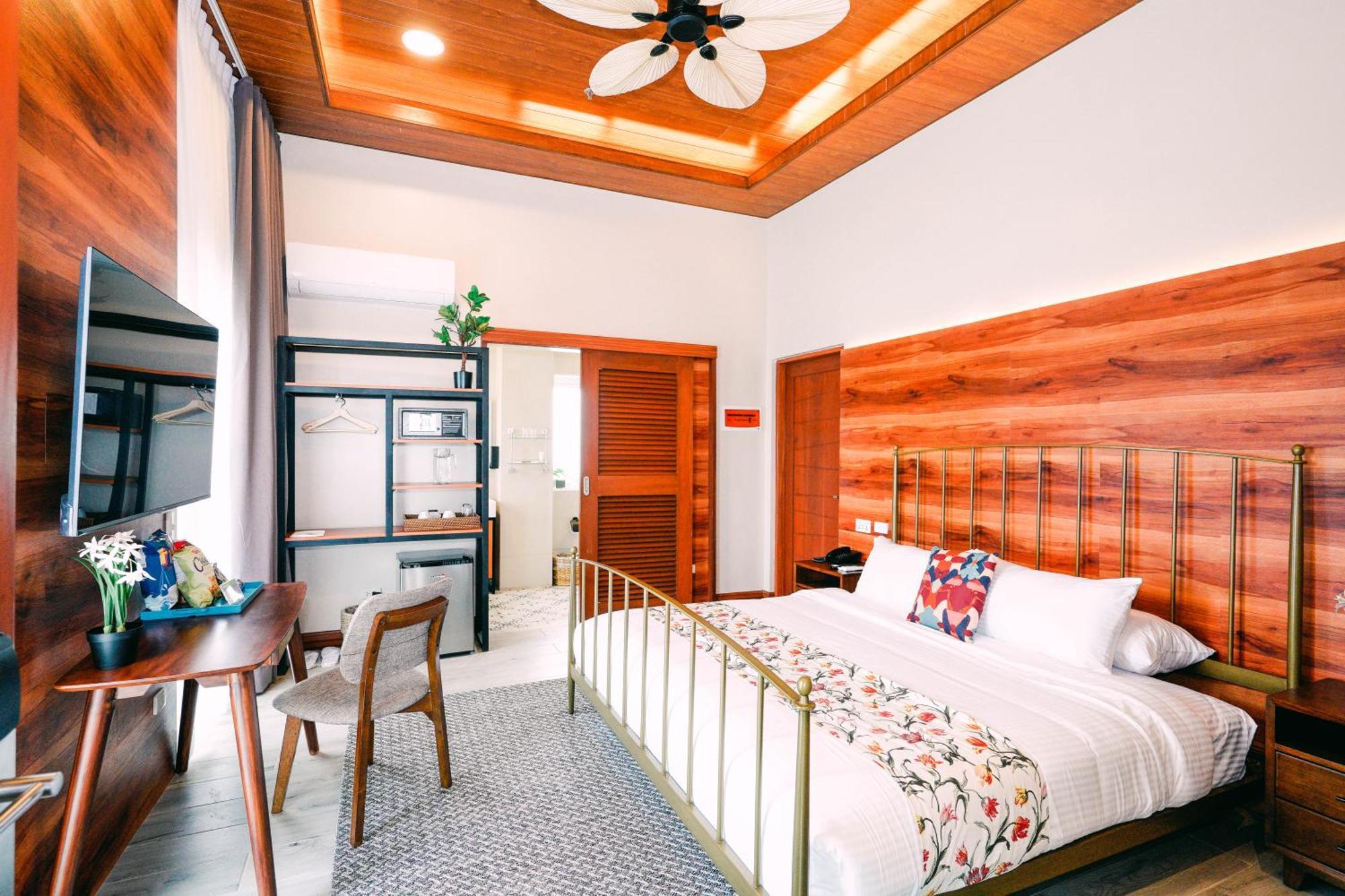 Hotel Kimberly Tagaytay Tagaytay City Bagian luar foto