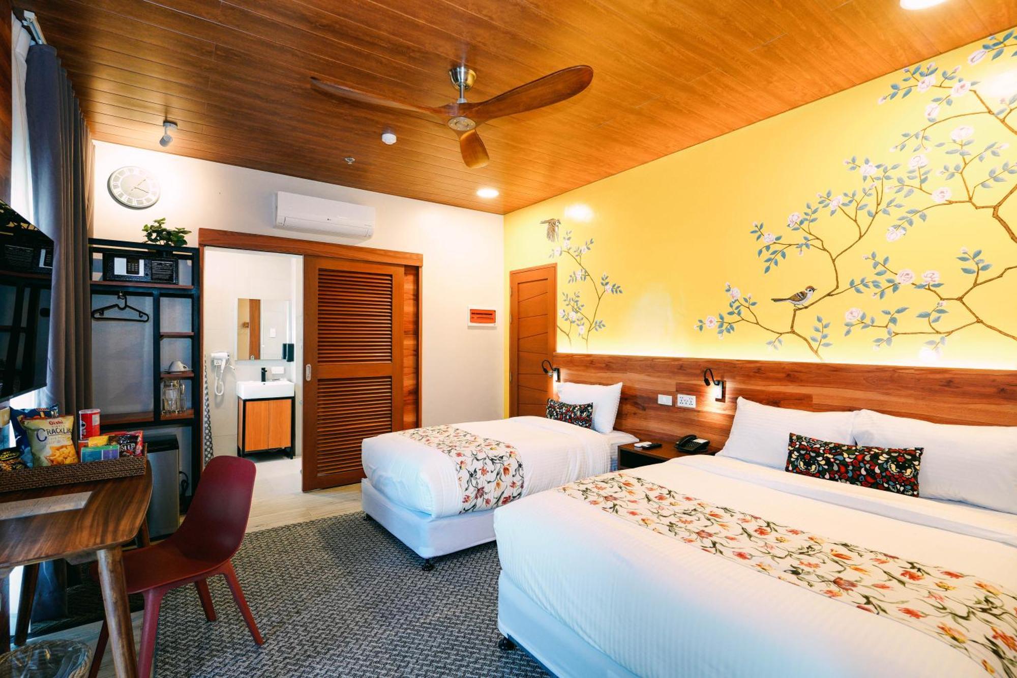 Hotel Kimberly Tagaytay Tagaytay City Bagian luar foto