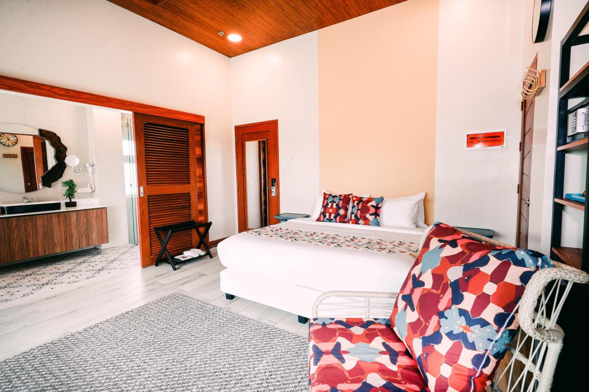 Hotel Kimberly Tagaytay Tagaytay City Bagian luar foto