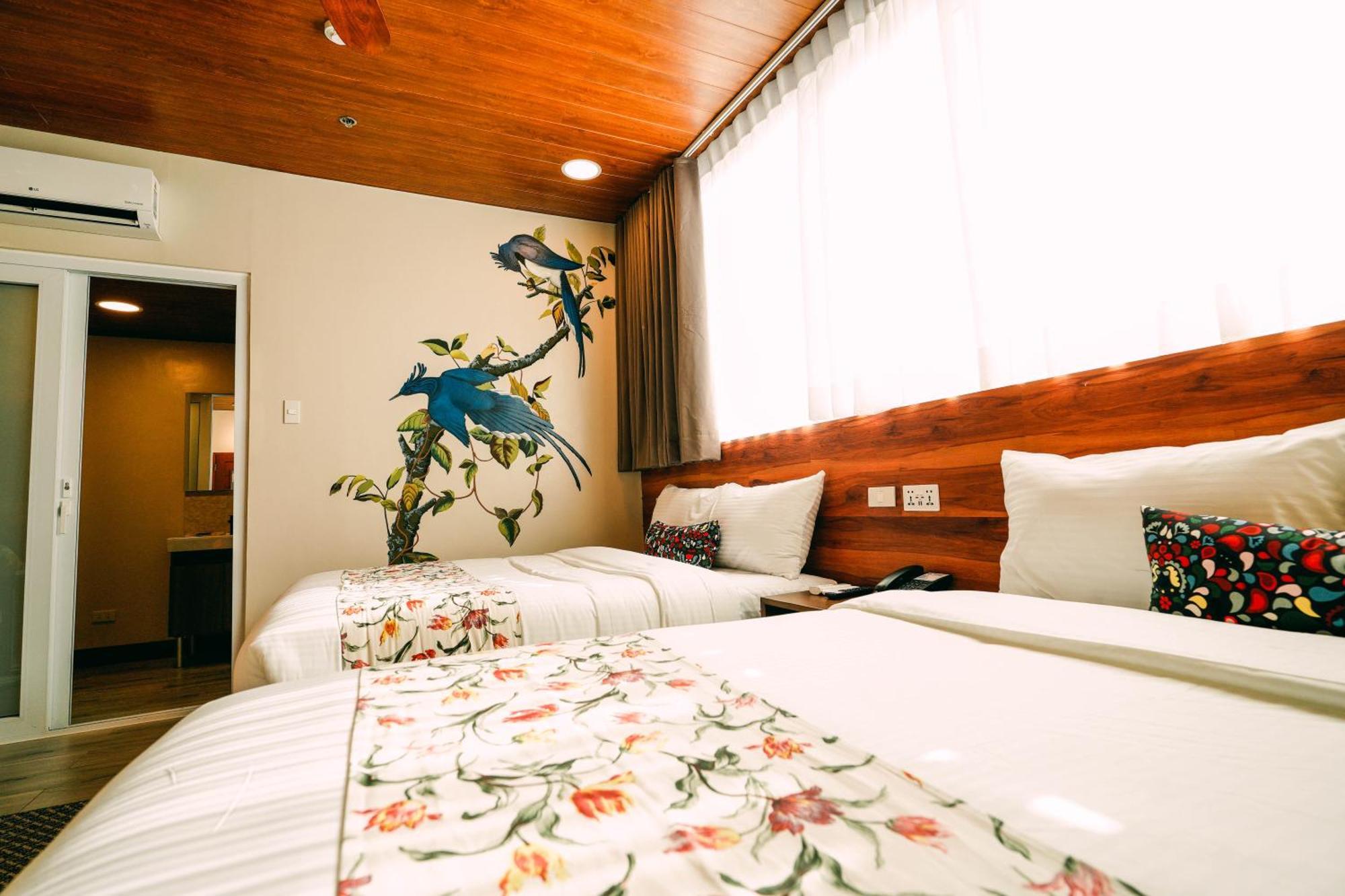 Hotel Kimberly Tagaytay Tagaytay City Bagian luar foto