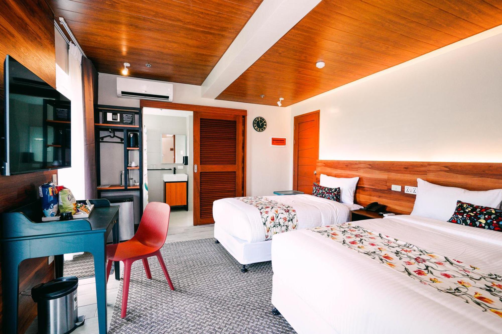 Hotel Kimberly Tagaytay Tagaytay City Bagian luar foto